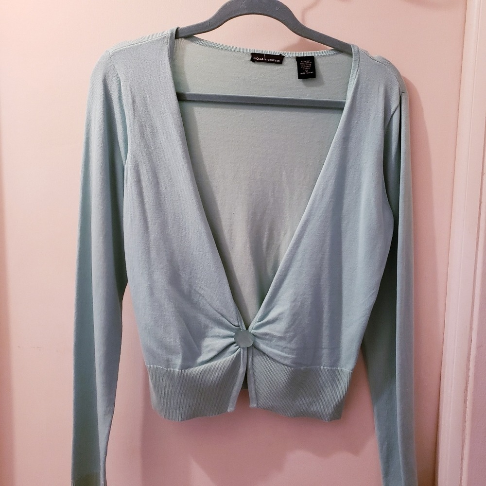 Moda International light sweater